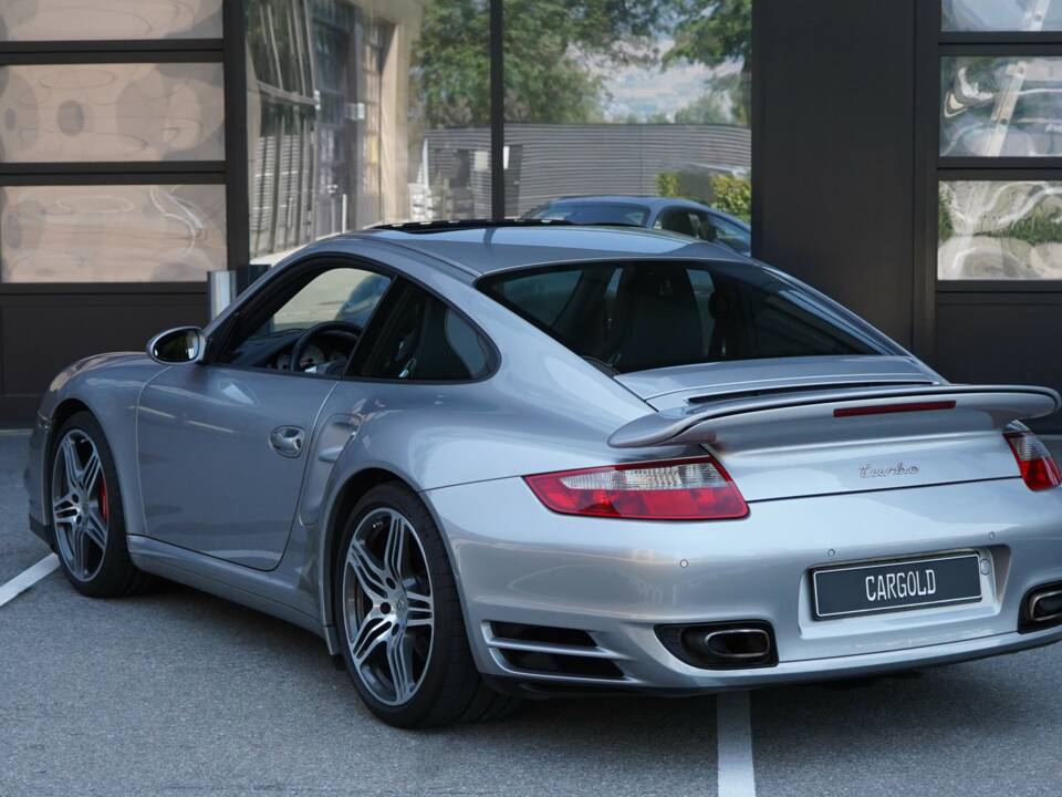 Obraz 17/24 pojazdu Porsche 911 Turbo (2008)