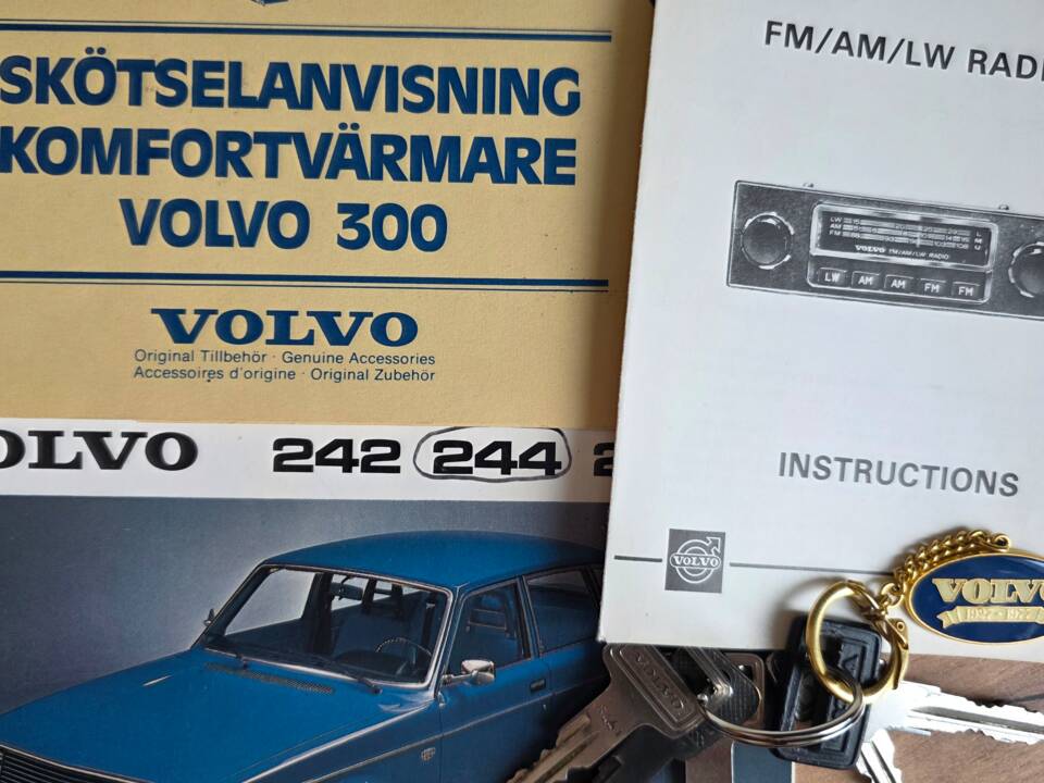 Bild 38/38 von Volvo 244 DLS (1977)