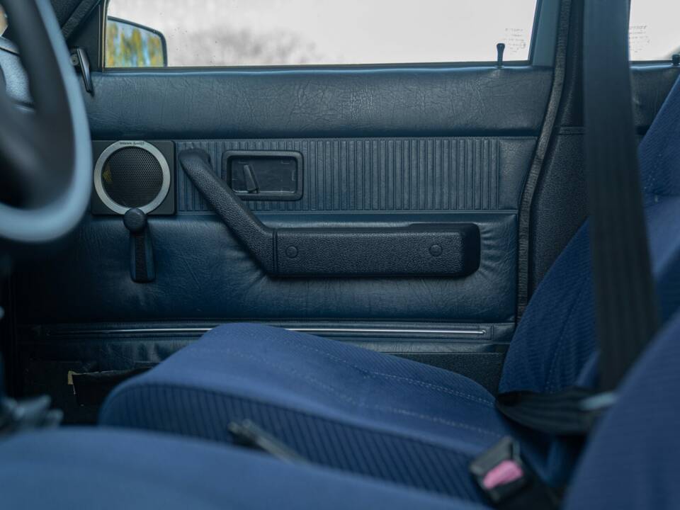Bild 30/50 von Volvo 240 Diesel (1984)