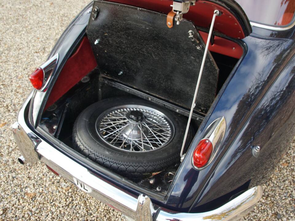 Image 23/50 of Jaguar XK 150 3.4 S FHC (1959)