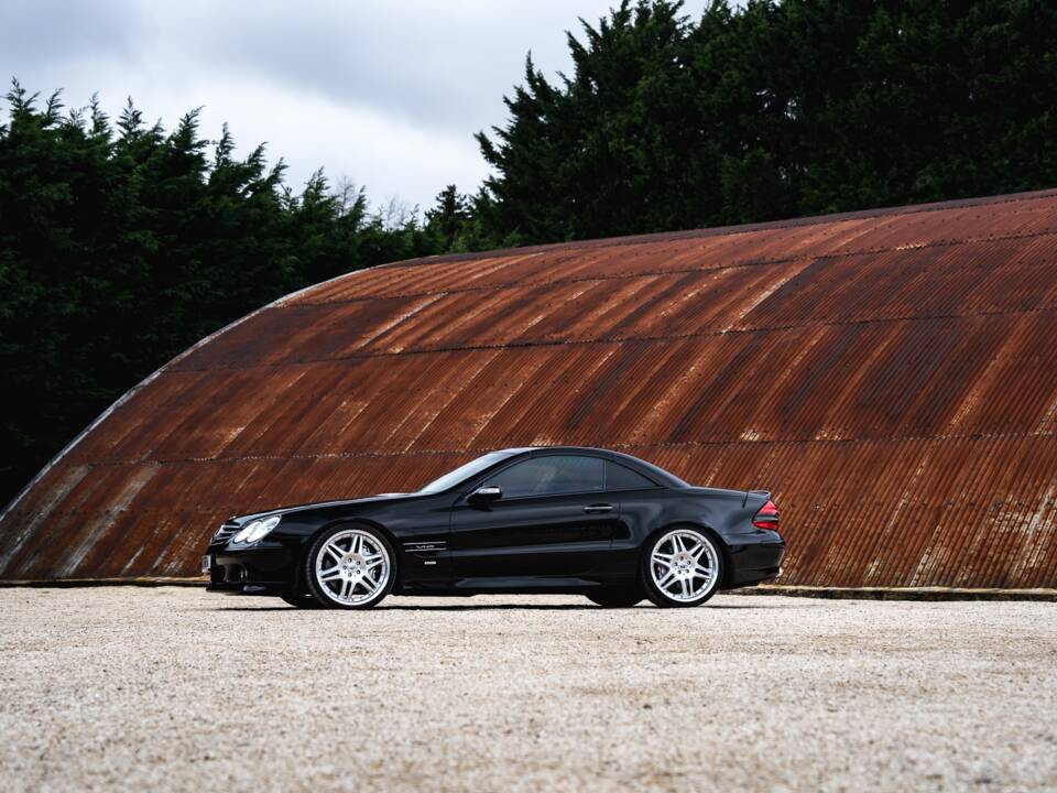 Image 42/47 of Mercedes-Benz SL 600 (2004)