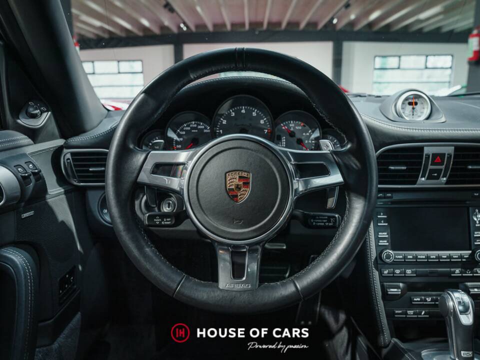 Bild 15/24 von Porsche 911 Turbo S (2011)