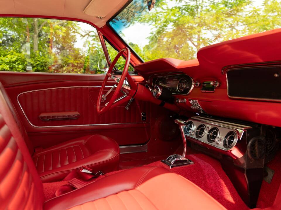 Image 12/25 of Ford Mustang 289 (1965)