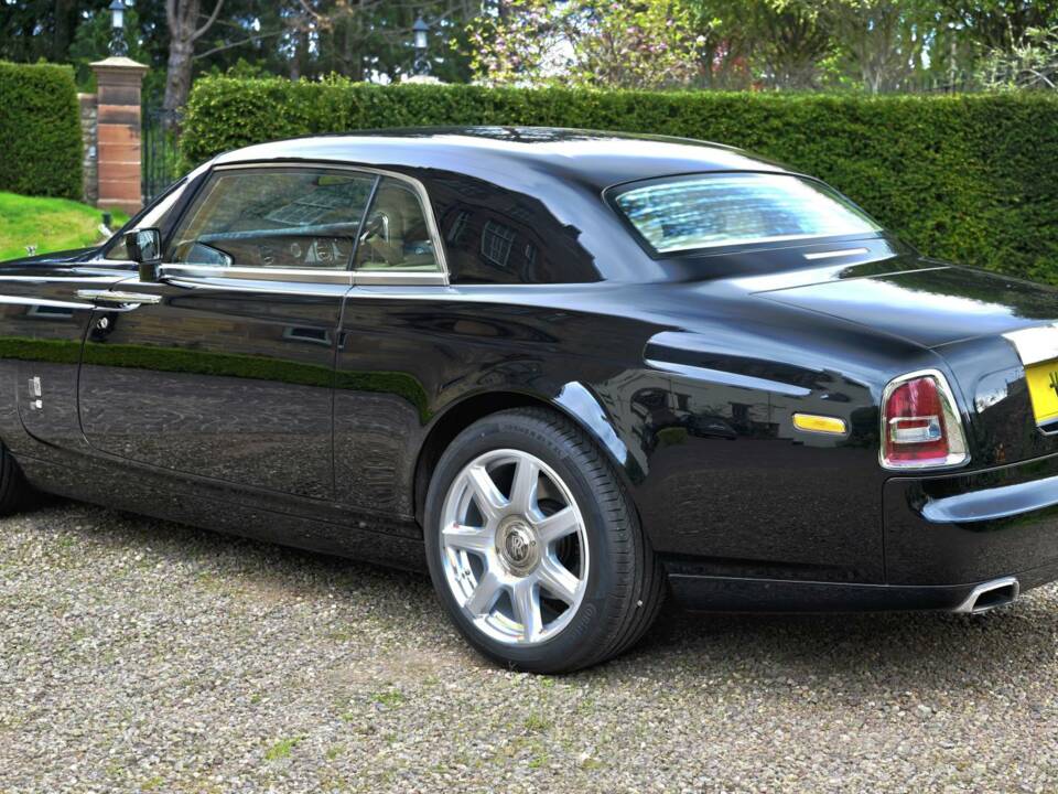Immagine 9/50 di Rolls-Royce Phantom Coupé (2010)