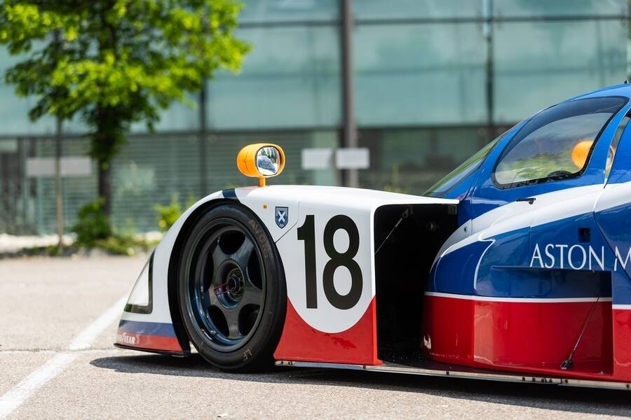 Bild 24/50 von Aston Martin AMR1 (1989)