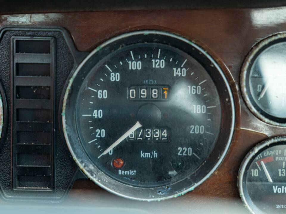 Bild 29/37 von Jaguar XJ 6 3.4 (1976)