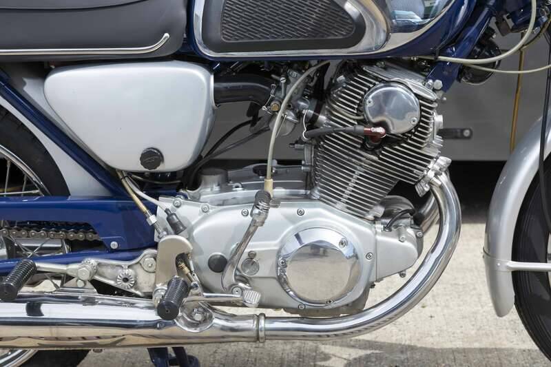 Image 10/39 of Honda CB 72 (1960)