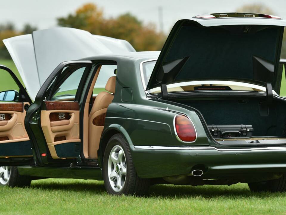 Immagine 31/50 di Bentley Arnage Green Label (1998)