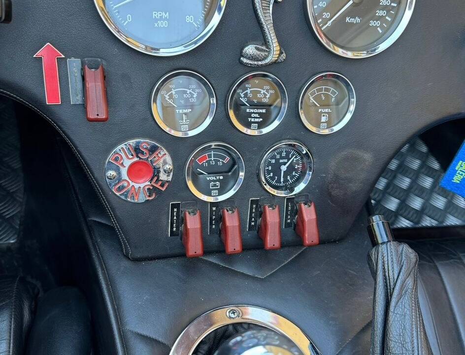 Image 7/57 of AC Cobra 427 (1965)