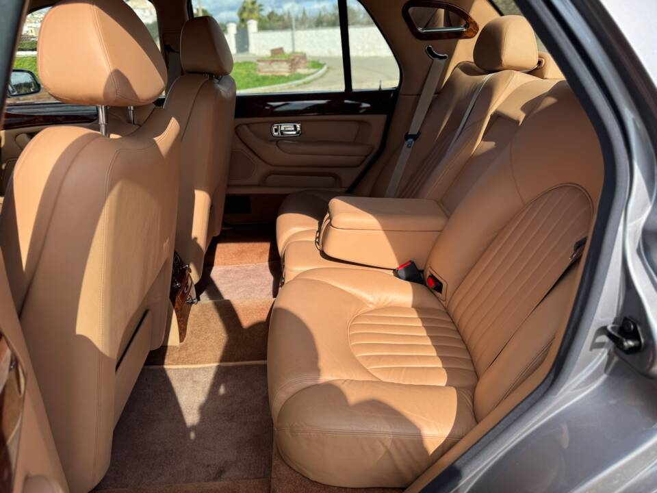 Image 10/44 of Bentley Arnage Green Label (2000)