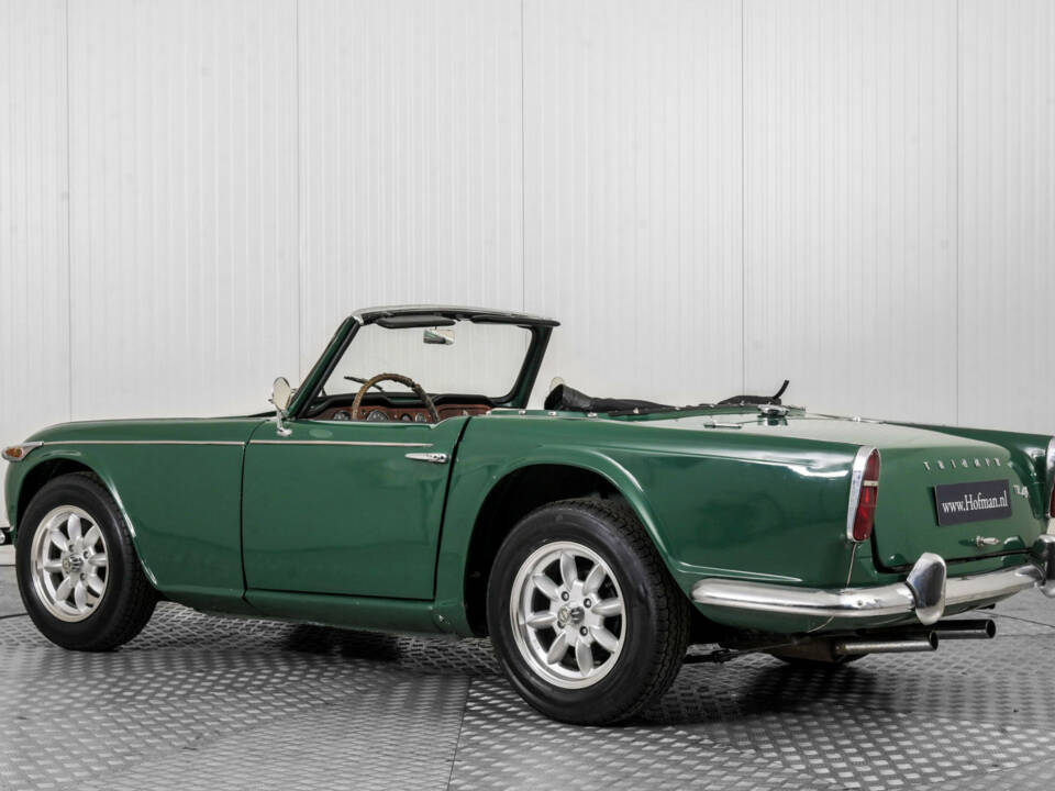 Bild 8/50 von Triumph TR 4A (1966)