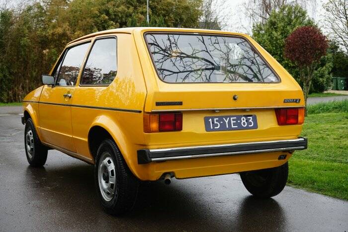 Immagine 4/7 di Volkswagen Golf Mk I 1.1 (1977)