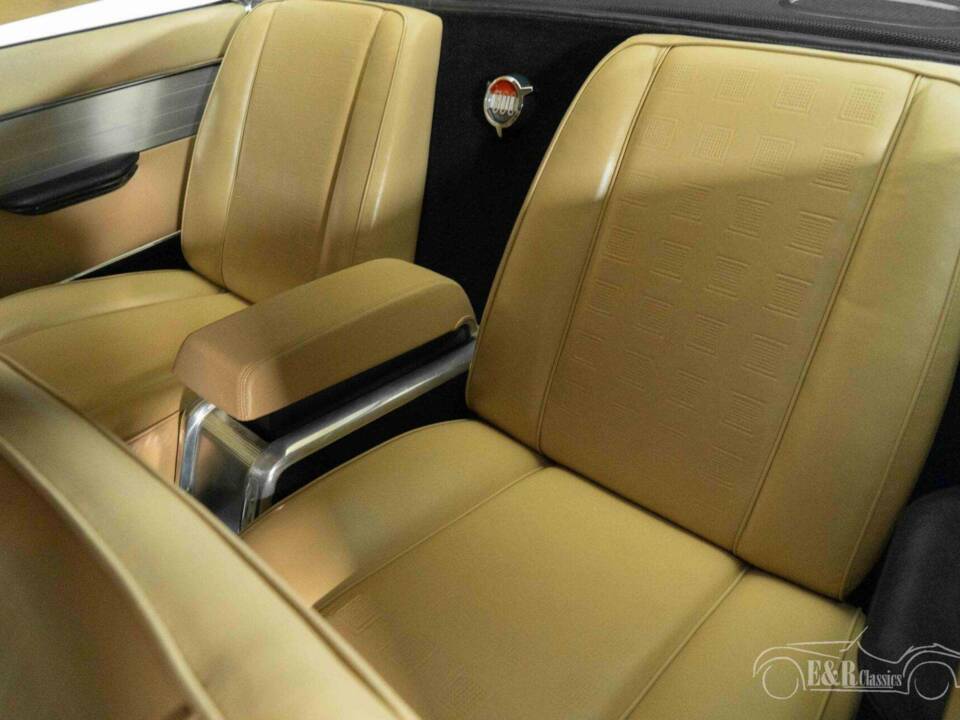 Image 14/19 of Chrysler 300 G (1961)