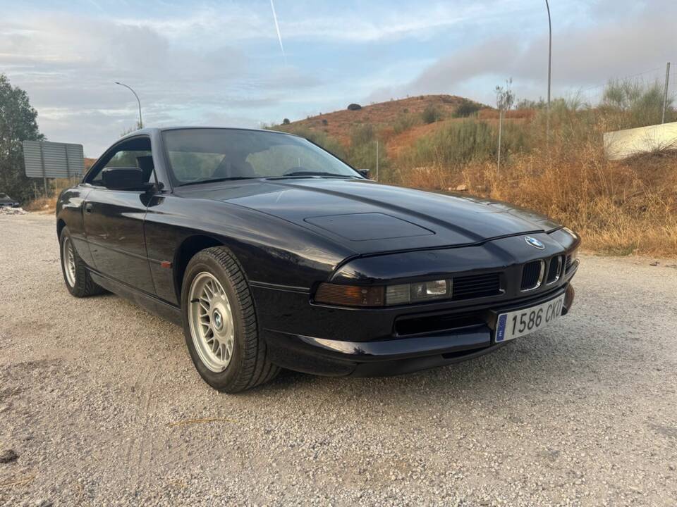 Image 3/8 de BMW 840Ci (1995)