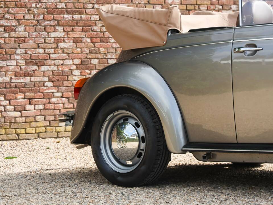 Image 28/50 of Volkswagen Beetle 1303 (1979)
