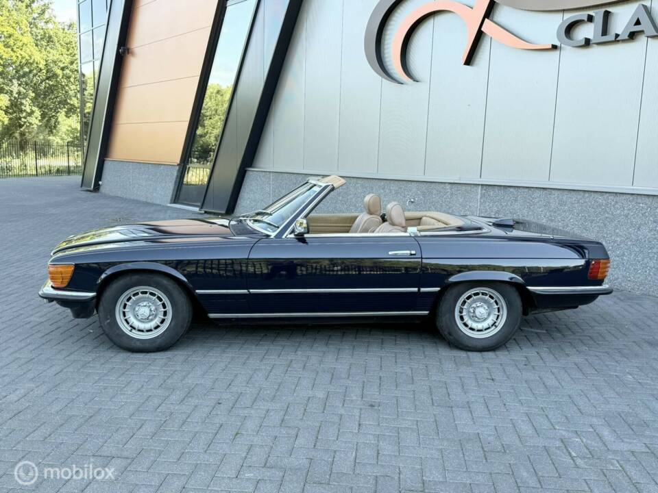 Image 11/22 de Mercedes-Benz 560 SL (1984)