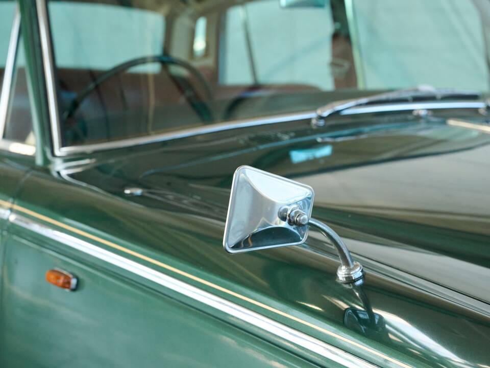 Bild 20/50 von Bentley T 1 (1969)