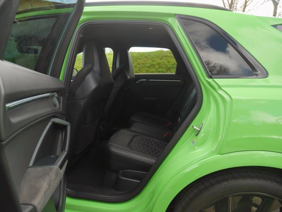 Bild 44/45 von Audi RS Q3 (1900)