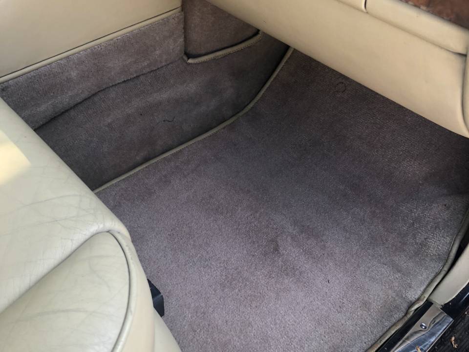 Bild 18/47 von Bentley Turbo R (1987)