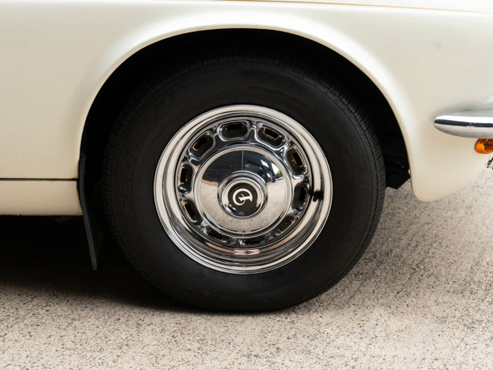 Immagine 30/50 di Daimler Sovereign 4.2 (1978)