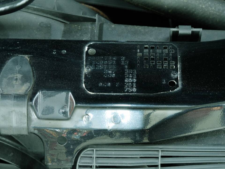 Bild 20/50 von Mercedes-Benz 500 SEL (1992)