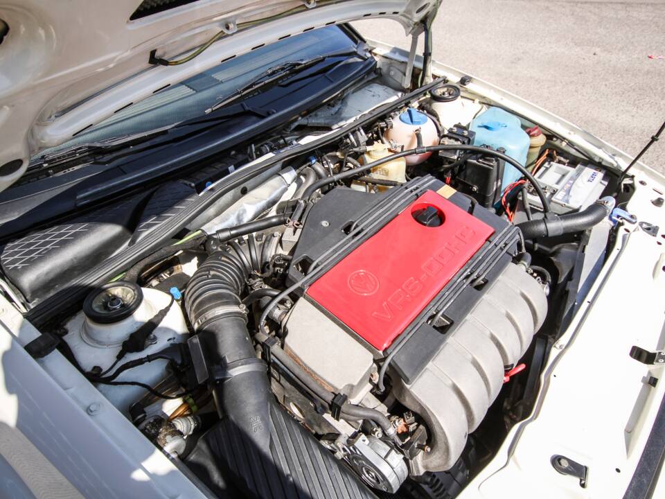 Image 30/31 of Volkswagen Corrado VR6 2.8 (1992)