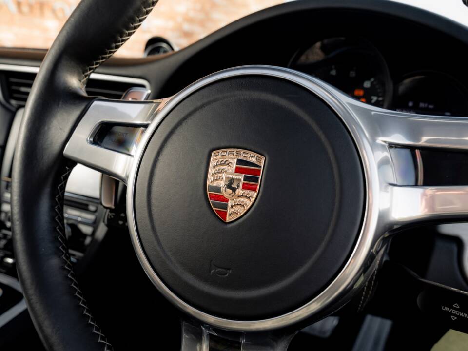 Immagine 66/71 di Porsche 911 Carrera S (2014)