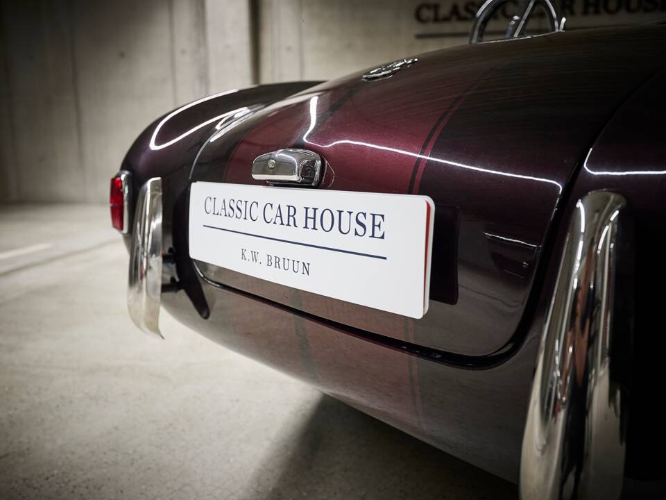 Image 69/73 of AC Cobra Replica (2005)