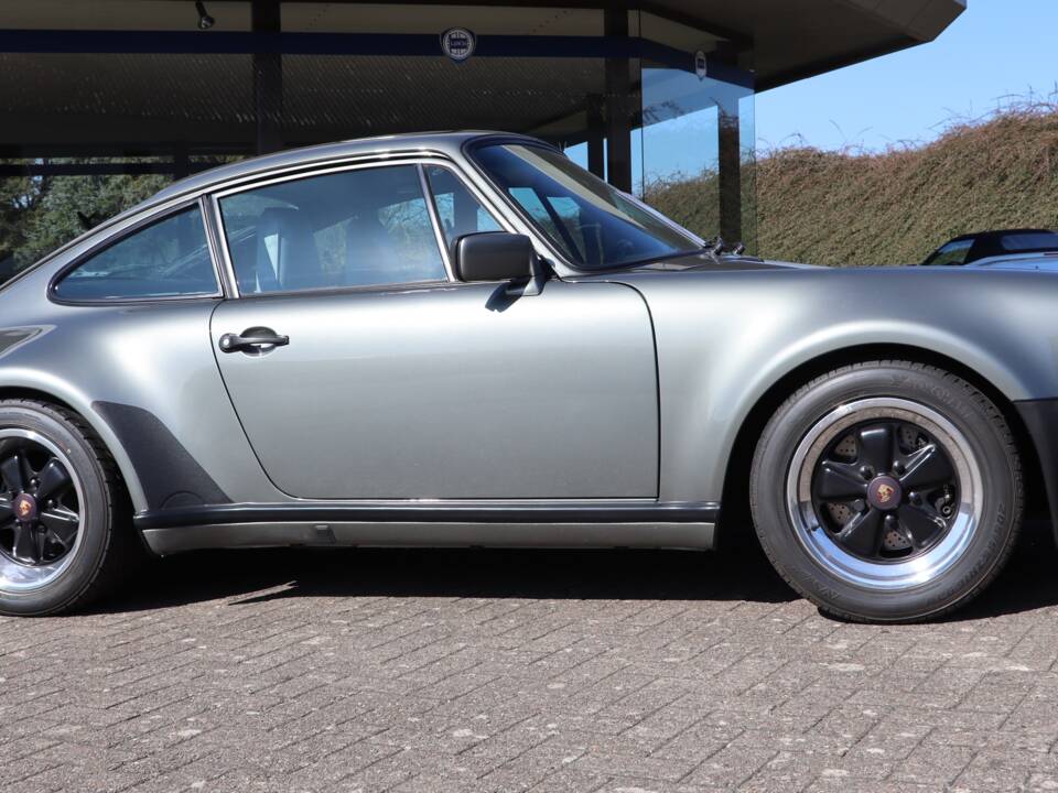 Imagen 3/52 de Porsche 911 Turbo 3.3 (1987)