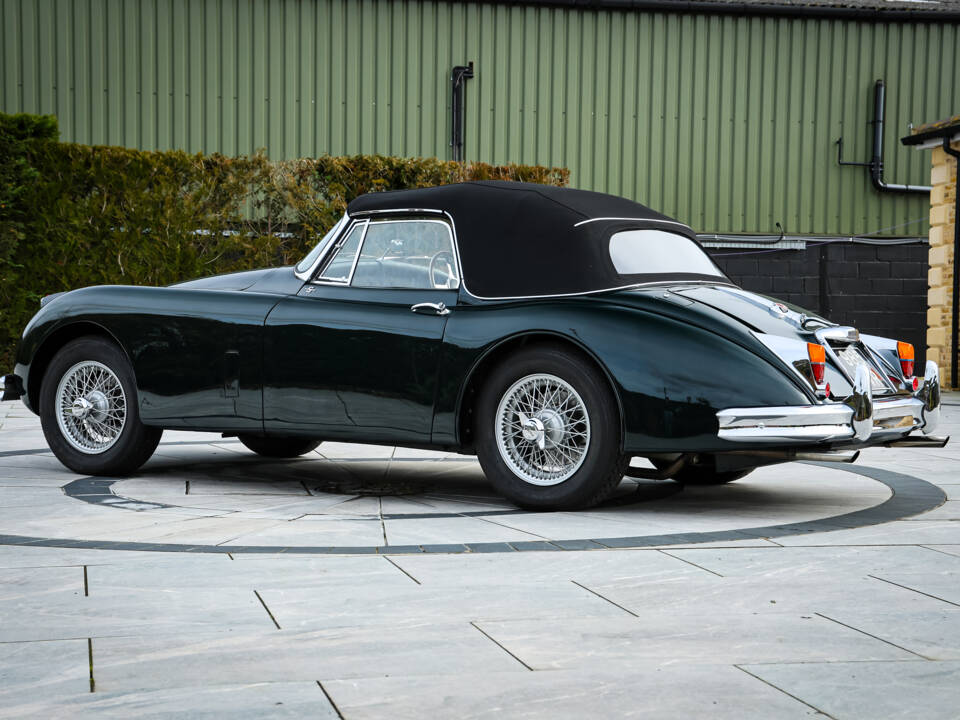 Image 9/19 de Jaguar XK 150 3.4 S DHC (1959)