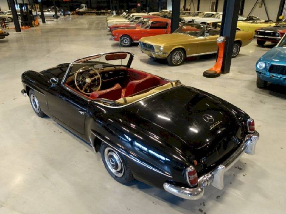 Image 18/43 of Mercedes-Benz 190 SL (1962)