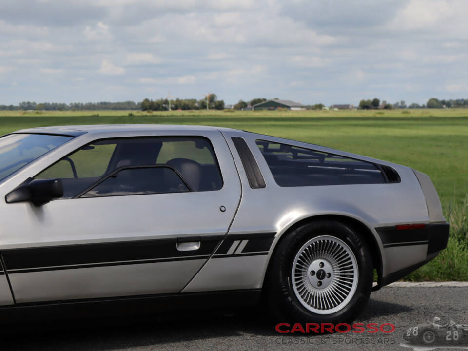 Immagine 27/32 di DeLorean DMC-12 (1981)