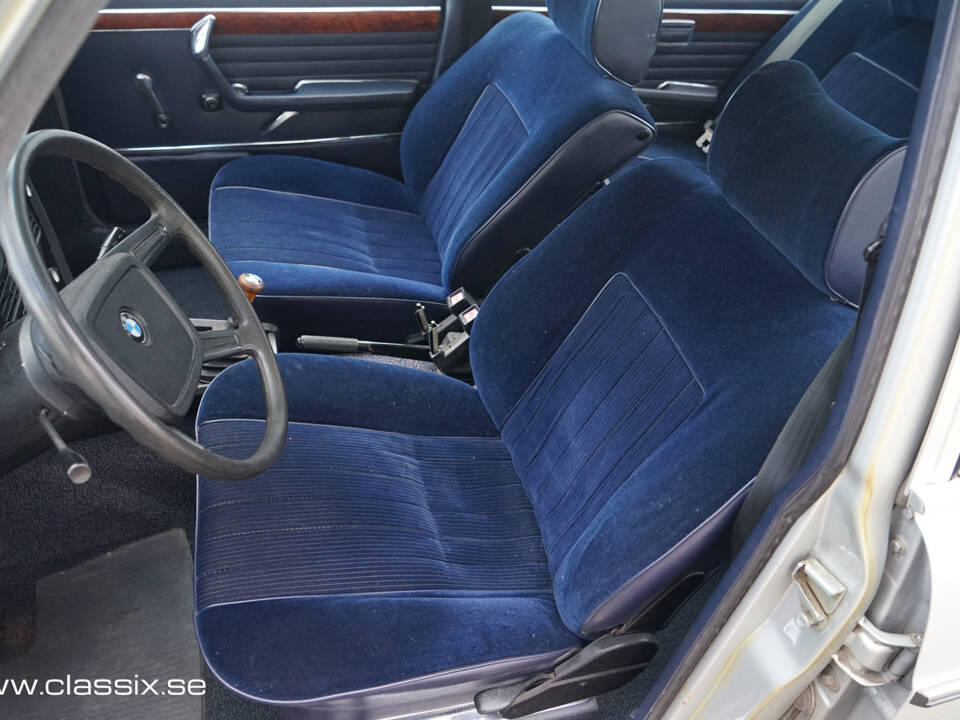 Bild 9/15 von BMW 3,0 L (1975)