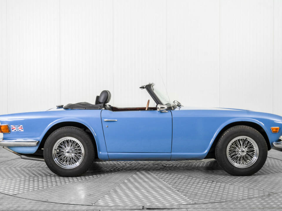 Immagine 10/50 di Triumph TR 6 (1973)
