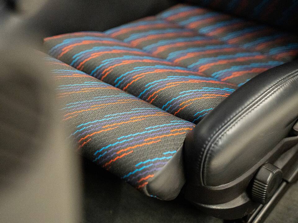 Afbeelding 30/54 van BMW M3 Cecotto (1989)