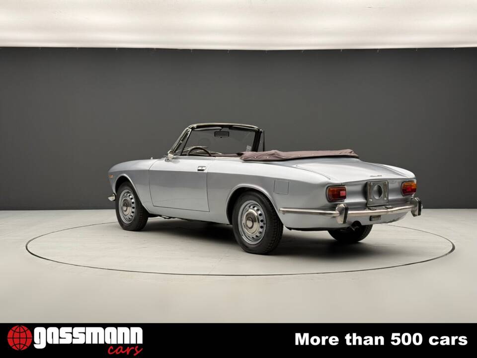 Image 8/15 of Alfa Romeo Giulia 1600 GTC (1965)
