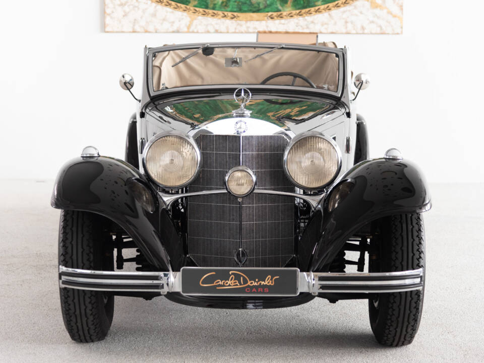 Immagine 16/55 di Mercedes-Benz 500 K Cabriolet B (1936)