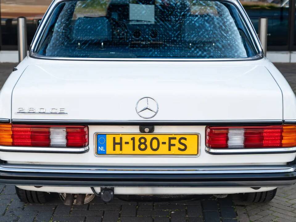 Bild 57/62 von Mercedes-Benz 280 CE (1982)