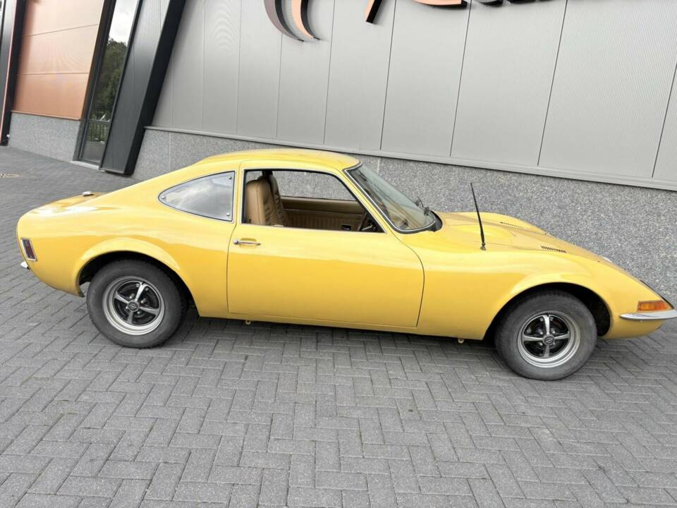Image 4/47 of Opel GT 1900 (1973)