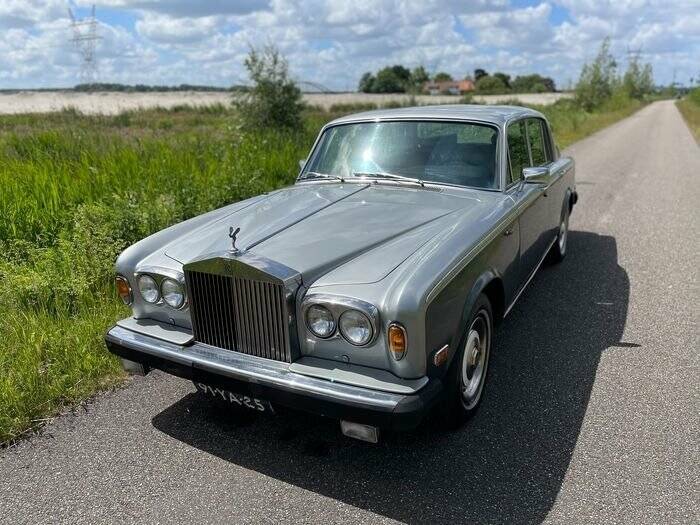 Afbeelding 3/7 van Rolls-Royce Silver Shadow II (1977)