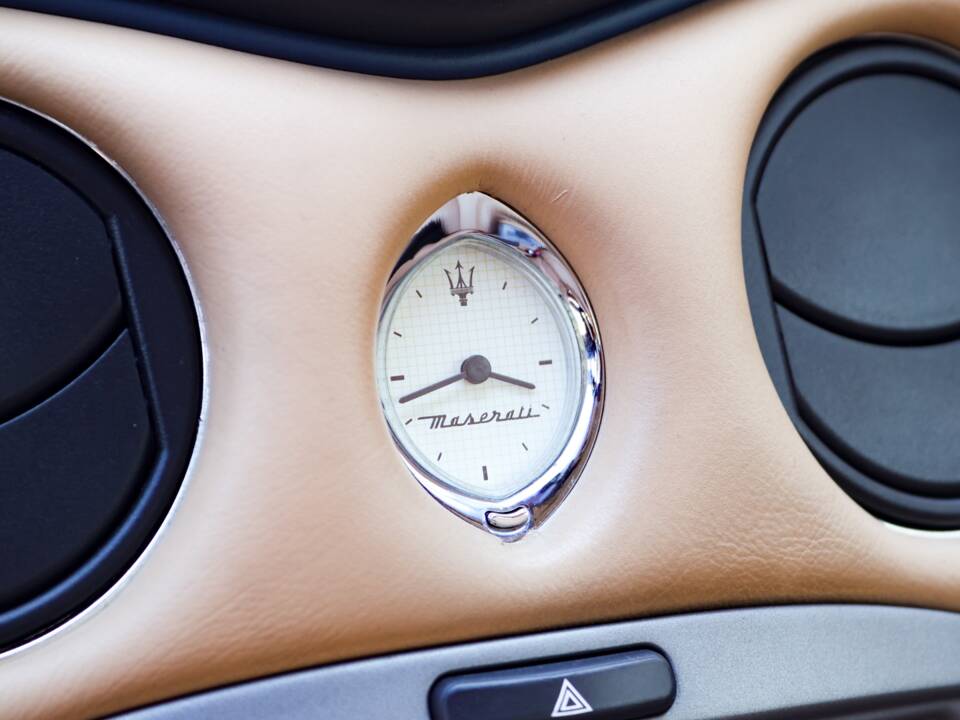 Image 29/53 de Maserati 4200 Cambiocorsa (2003)