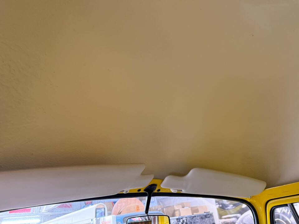 Image 9/19 of Volkswagen T2 Brasil Camper (1978)