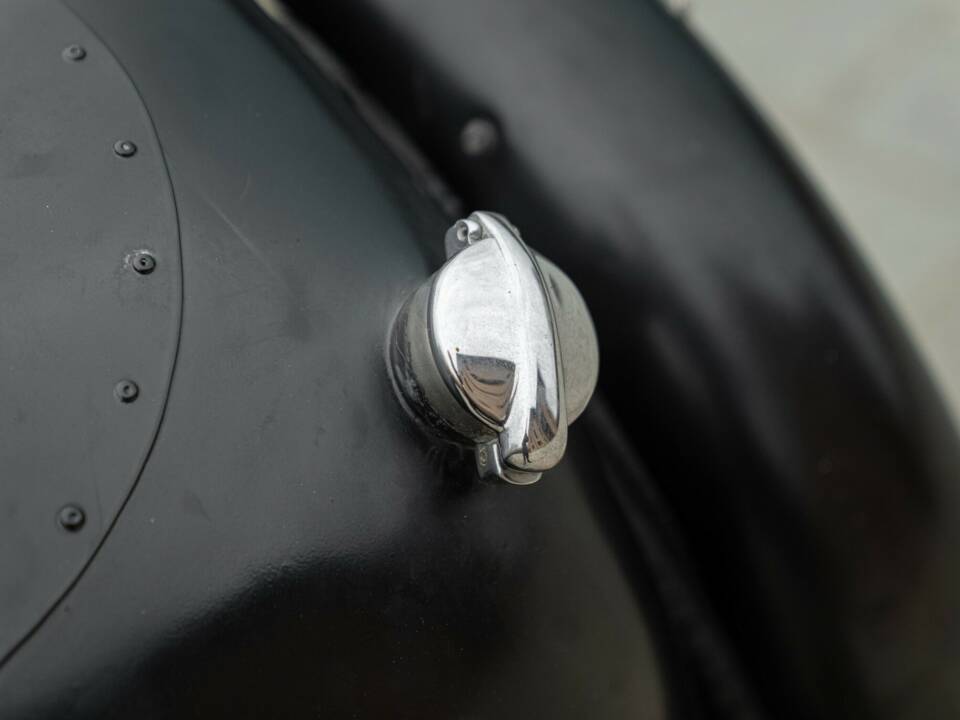 Image 14/50 of Grayson Sport Special (1939)