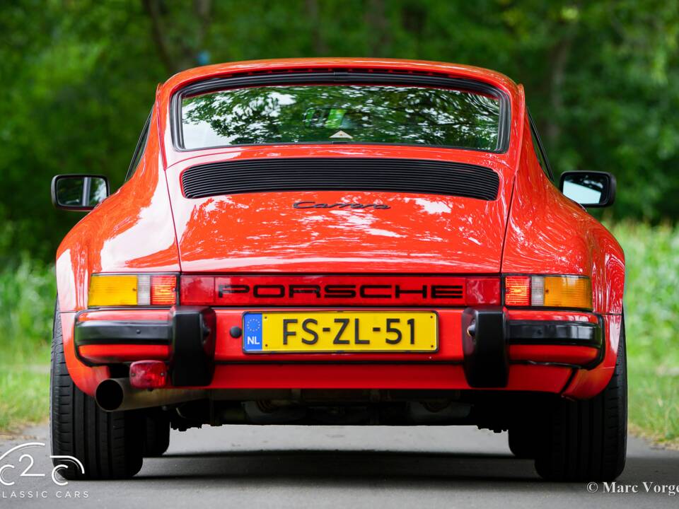 Image 62/63 of Porsche 911 Carrera 3.2 (1986)