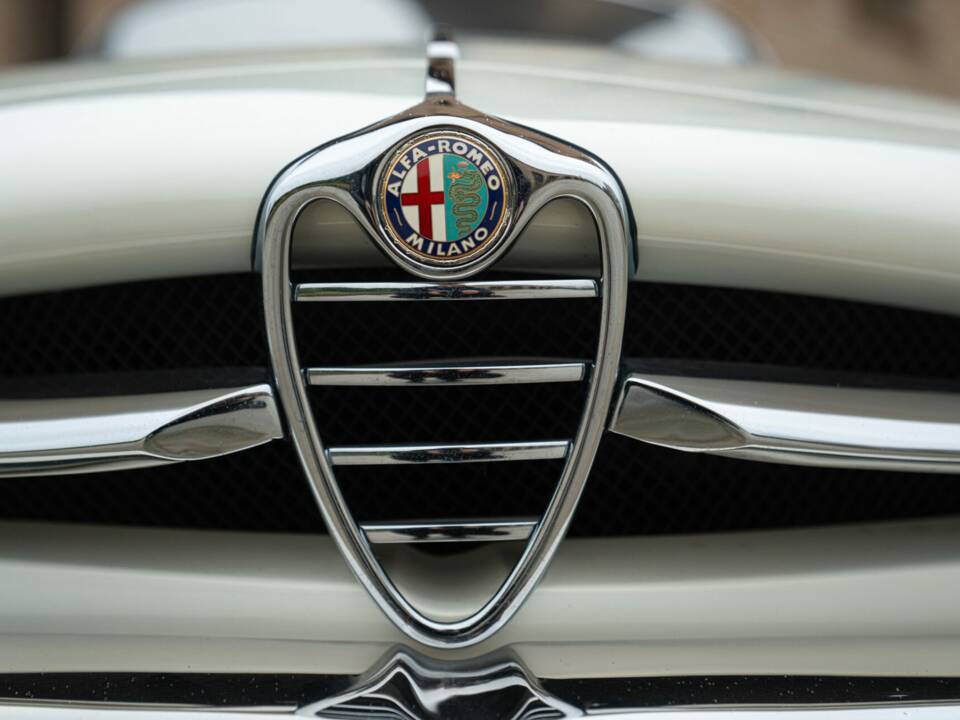 Immagine 31/50 di Alfa Romeo Giulia Sprint Speciale (1964)