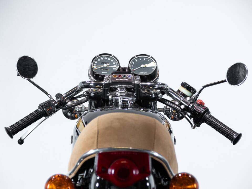 Bild 9/50 von Honda CB 750 Four (1973)