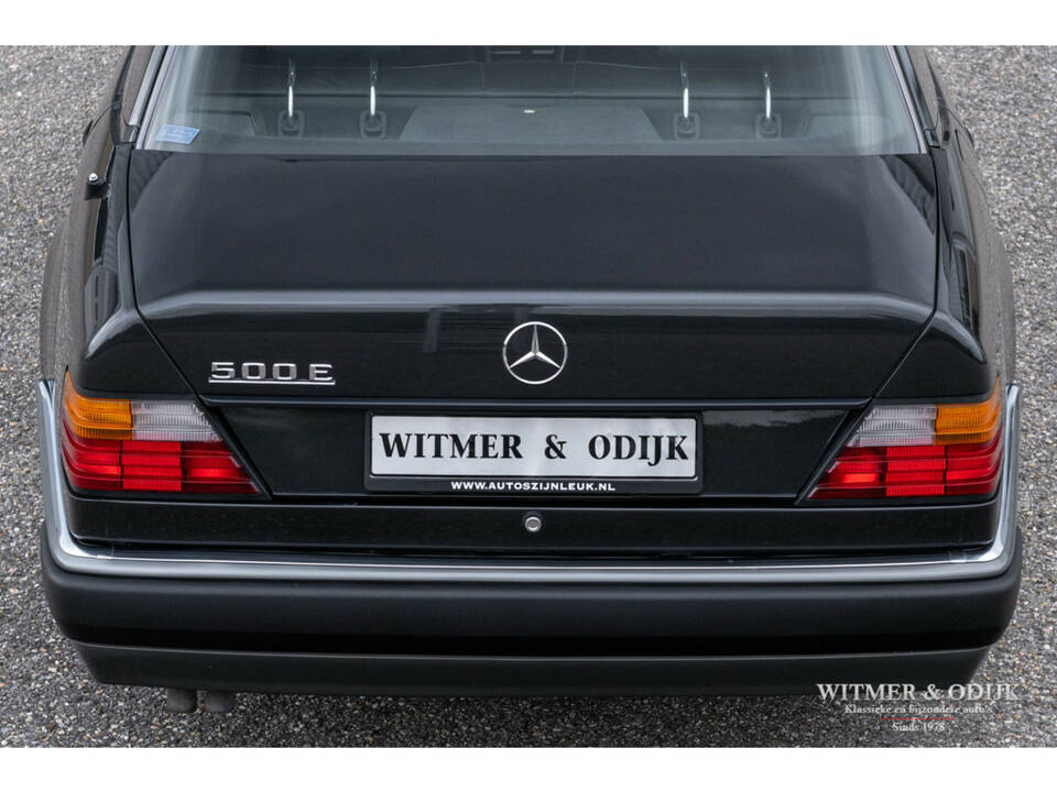 Image 14/34 of Mercedes-Benz 500 E (1992)