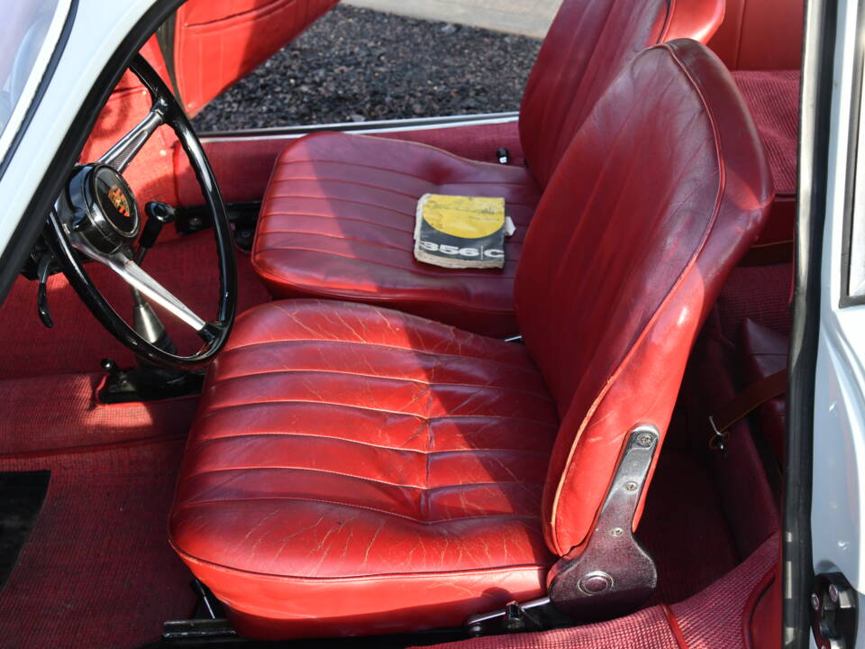 Image 8/10 of Porsche 356 C 1600 (1965)