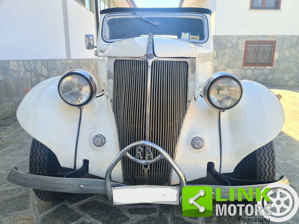 Bild 8/10 von Ford V8 (1936)