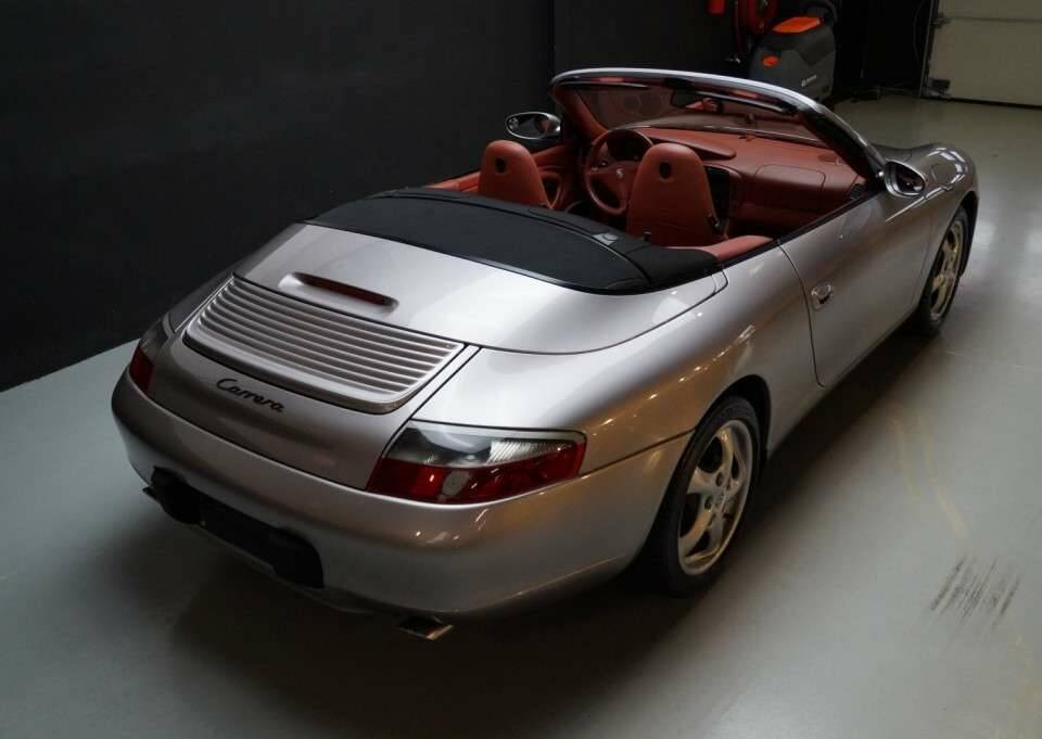 Bild 4/50 von Porsche 911 Carrera 4 (2001)